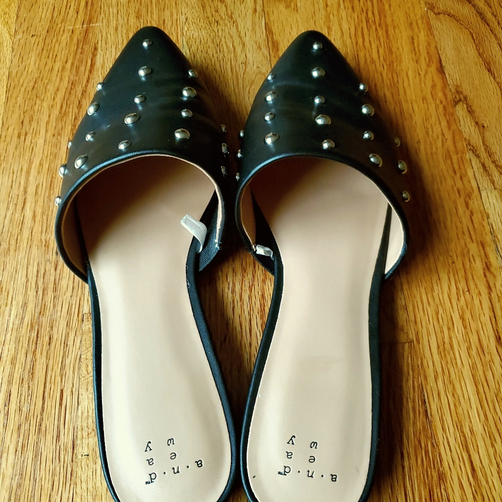 ❌SOLD❌ A NEW DAY Black Studded Mule Slides - Picture 5 of 7